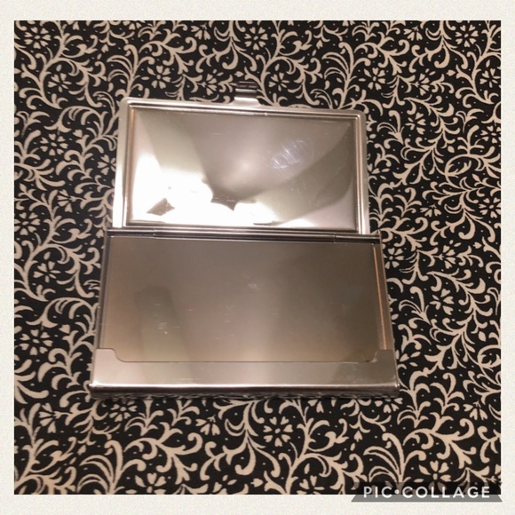 Silver Standard Business Card Holder Swirl - Picture 4 of 6